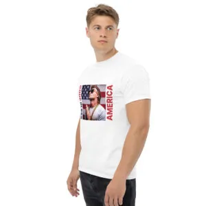 T-shirt classique Gode Bless America de la collection USA de Beauf Mode, vue de trois quarts face